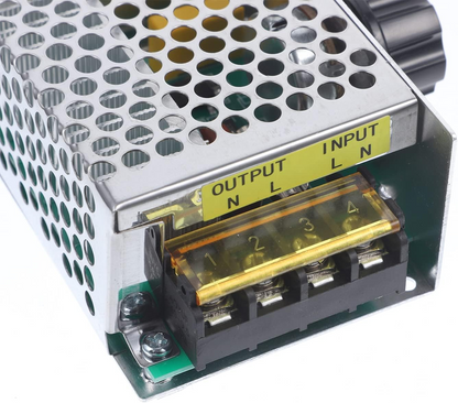 Ρυθμιστής τάσης AC 4000 W – Ρυθμιστής έντασης 220 V με μεταλλικό περίβλημα και εξαναγκασμένη ψύξη